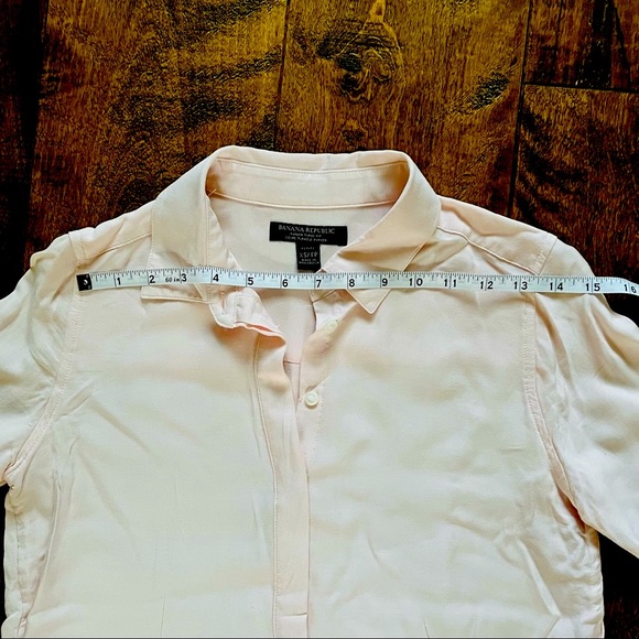 Banana Republic Pink Button-down Shirt in Parker Tunic Fit, Petite, Size XS/TP - Picture 8 of 9